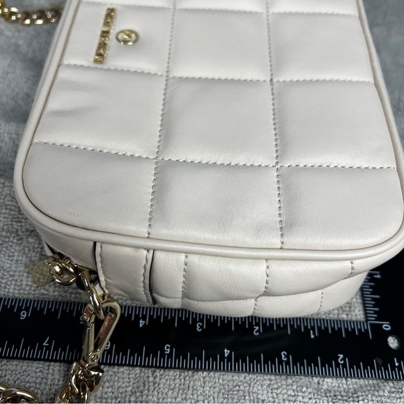 🔥 NWT Michael Kors Jet Set Charm Small Leather Crossbody Bag - LT Light Cream - Picture 16 of 16